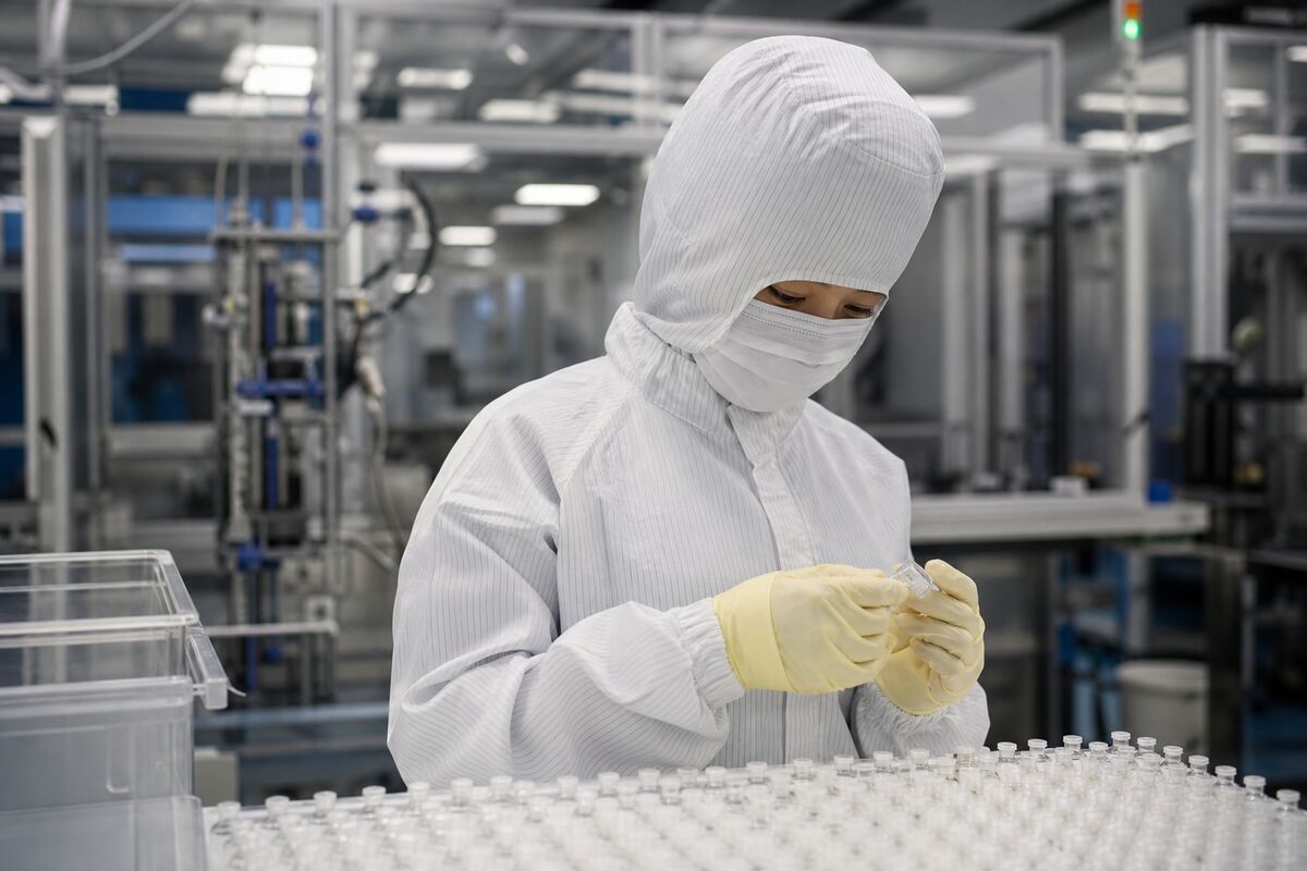 Neurocrine Biosciences (NBIX) Approaches 52-Week High with Momentum Breakout Potential