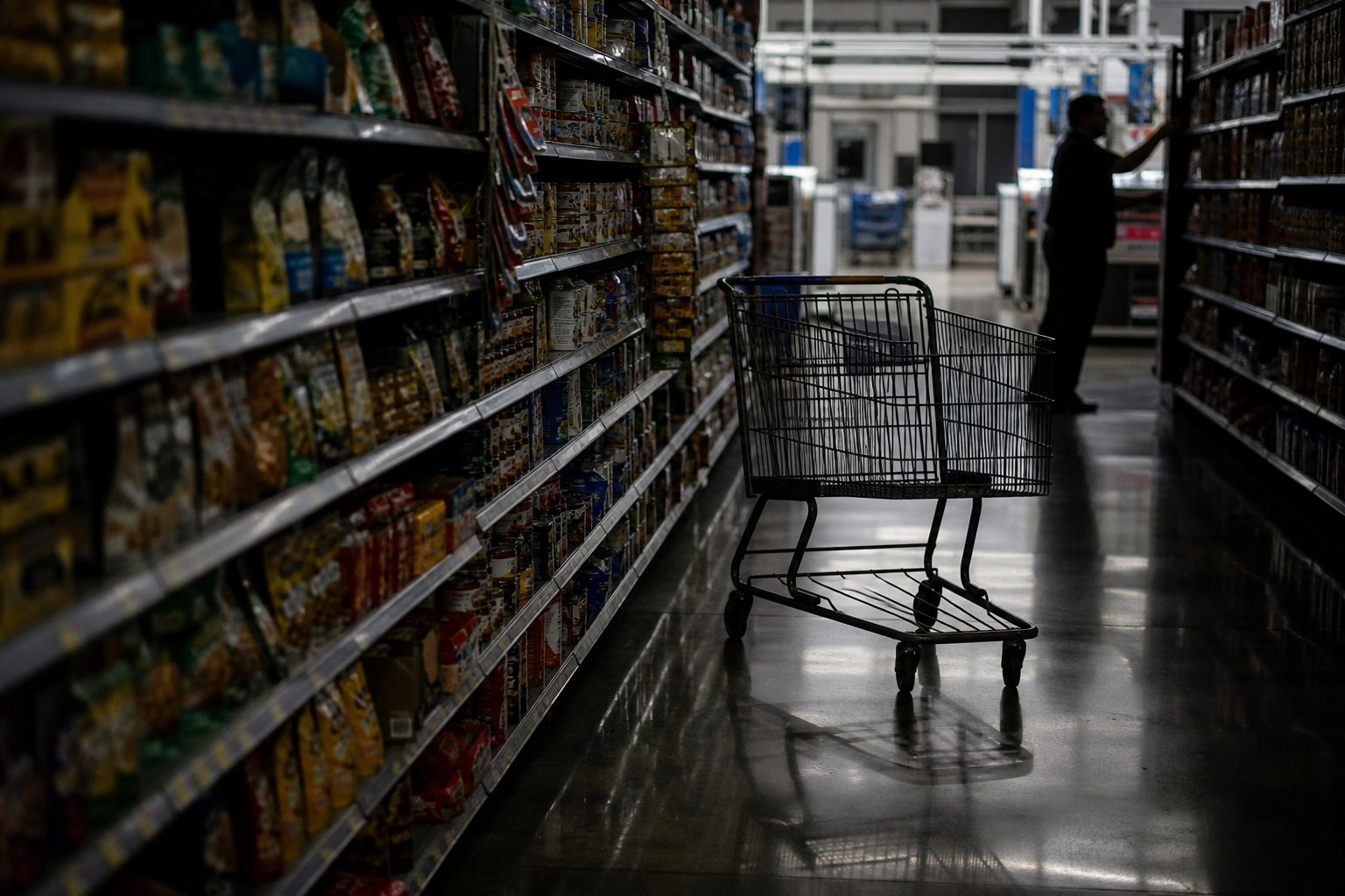 Walmart's Earnings Miss: Implications for Retail Sector and Consumer Confidence